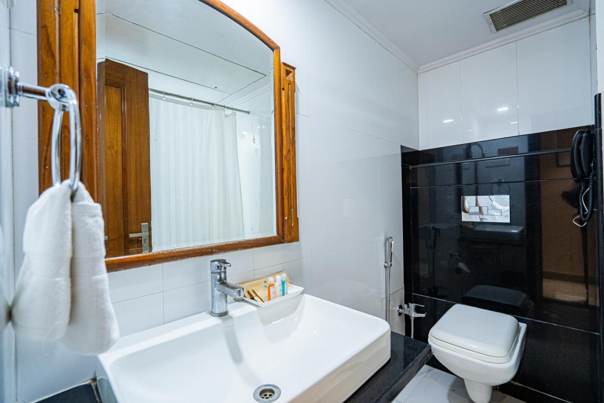 Hotel Mayura Rāipur Eksteriør bilde